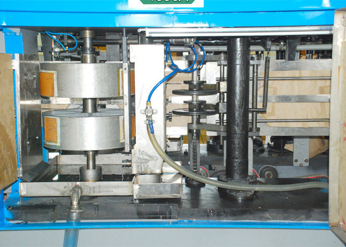 Επαγγελματική αυτόματη μηχανή κατασκευής τσαντών εγγράφου με το σερβο σύστημα αυτόματο παραδίδοντας έξω τη μονάδα